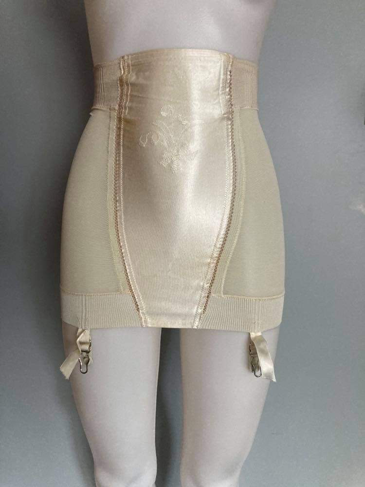 Vintage 1940s girdle Jantzen taper top made in the USA 24 inch waist 35-37  inch hips open bottom garters 1940s lingerie pin-up girl
