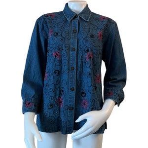 Vintage denim shirt jacket womens embroidered beaded cotton denim  JM Collection floral embroidery size medium large black pink purple