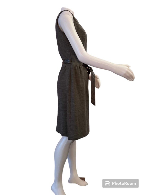 1960s gray sleeveless dress with belt Plaza Squar… - image 2