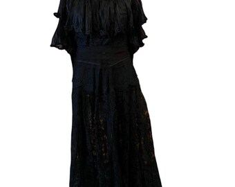 antique mourning dress Victorian Edwardian black lace skirt bodice silk pleated cape historical clothing museum piece display 1900s fashion