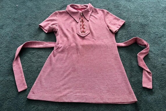 Vintage 1970s womens tunic top with belt red zipp… - image 7