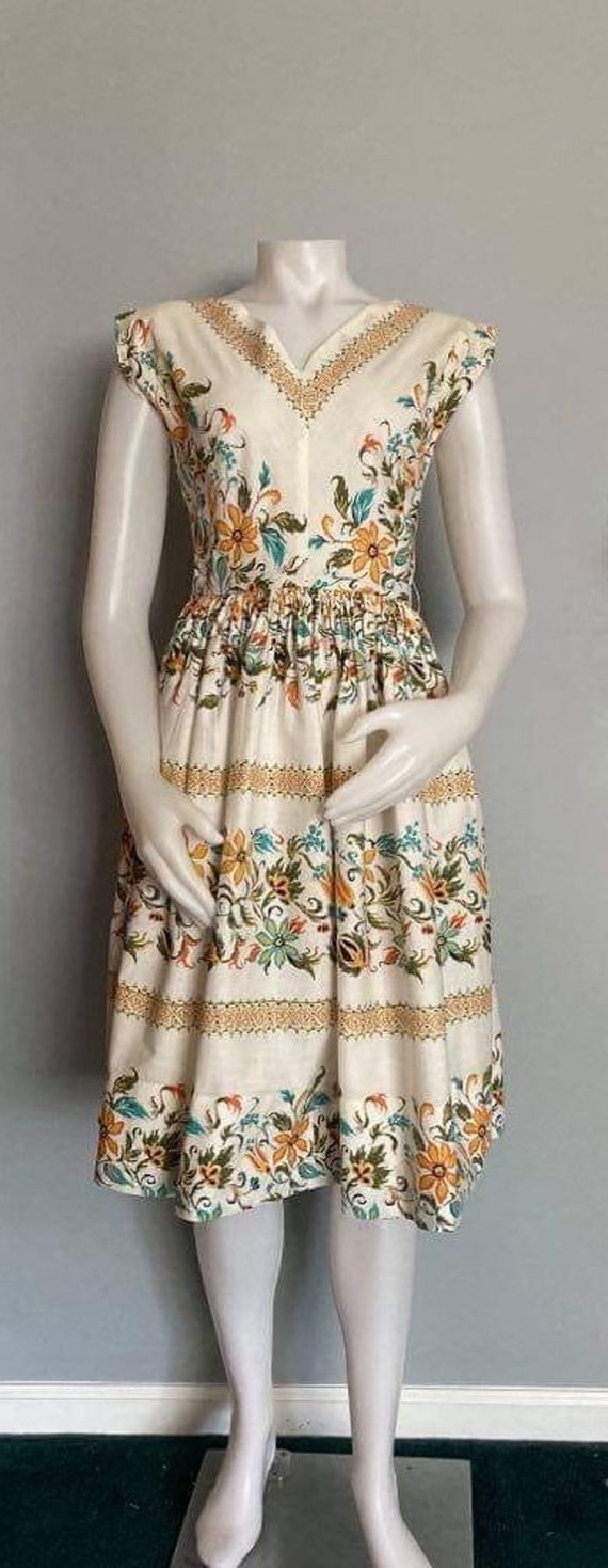 Vintage 1950s cotton sundress border print floral… - image 3