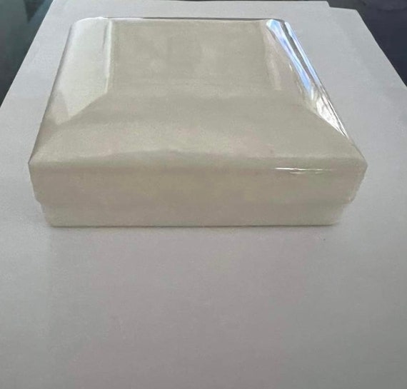 Vintage jewelry presentation box white marble lucite in original store box small white jewelry box vintage jewelry box View 5