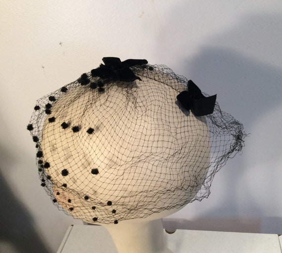 Vintage whimsy flocked black mesh velvet bows fas… - image 4