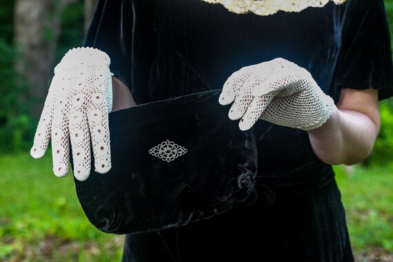 Vintage 1920s black silk velvet  handbag purse an… - image 6