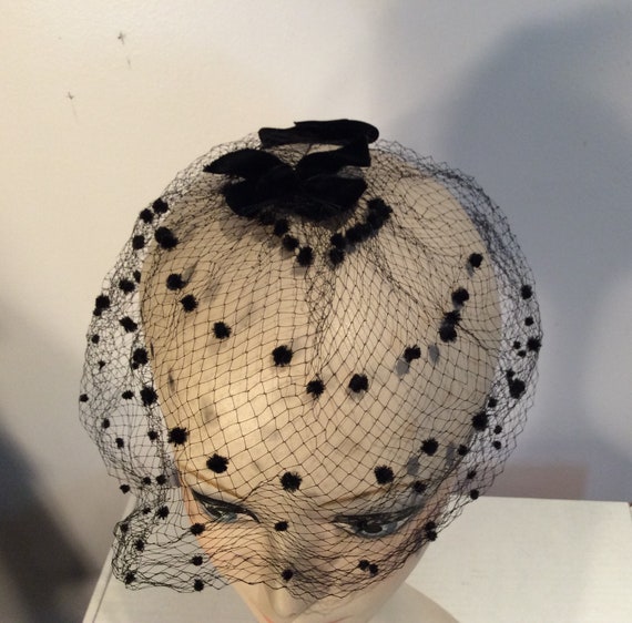 Vintage whimsy flocked black mesh velvet bows fas… - image 3