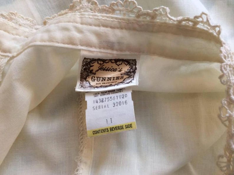 Jessica/'s Gunnies ivory long sleeve blouse 1970/'s vintage lace ribbon tatting hippie theater costume boho victorian inspired