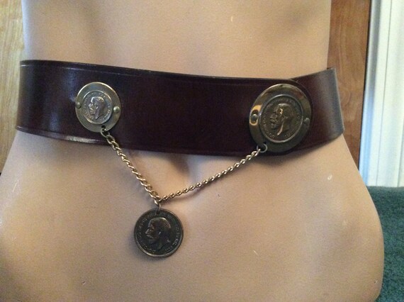 Vintage belt by Garay top grain cowhide coin medallions chain novelty belt cinch belt 1950’s belt rockabilly pinup vintage fashion
