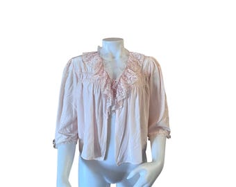 Vintage 1940s bed jacket pink with lace trim by Gracette