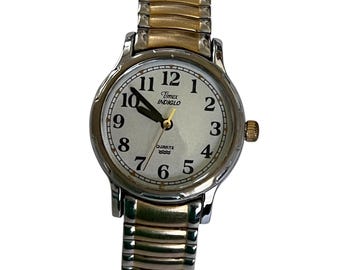 Timex Easy Reader 25mm White Dial and Iconic Indiglo  display picture 1