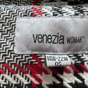 Plaid button front cape with leather belt Venezia Woman red white black fall autumn cape image 9