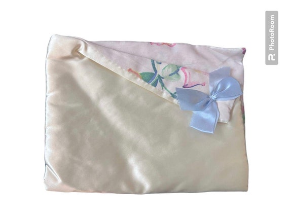 Vintage lingerie pouch 1940s satin with floral li… - image 1