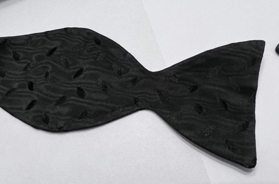 Vintage bow tie tone on tone black silk rayon adj… - image 3