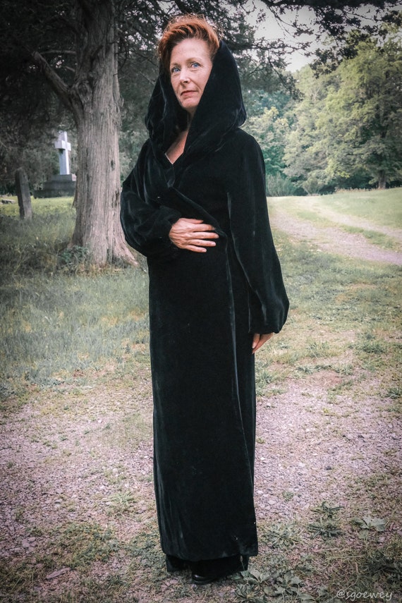 Black Velvet Evening Coat Vintage Womens 1930s 1920s Maxi Coat Theater Costume Gothic Cosplay Glamorous Coat Opera Coat Hood Etsy