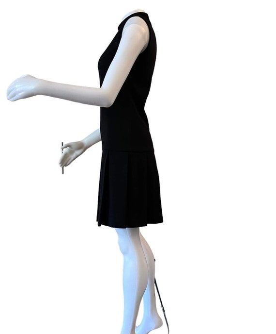 1960s dress sleeveless black drop waist pleated s… - image 2