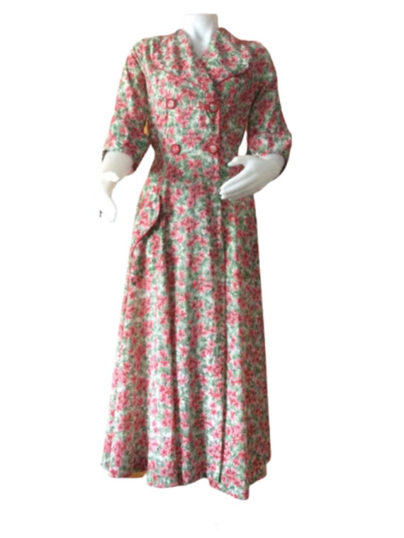 vintage hostess gown dressing gown 1940s 1950s Sty