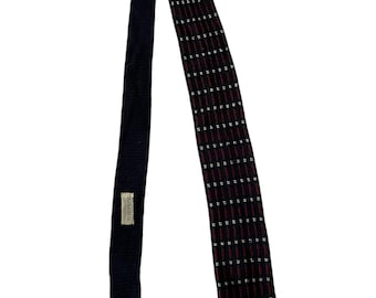 Vintage RUFFLERNIT worsted wool necktie by rooster