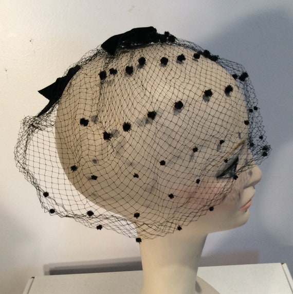 Vintage whimsy flocked black mesh velvet bows fas… - image 6