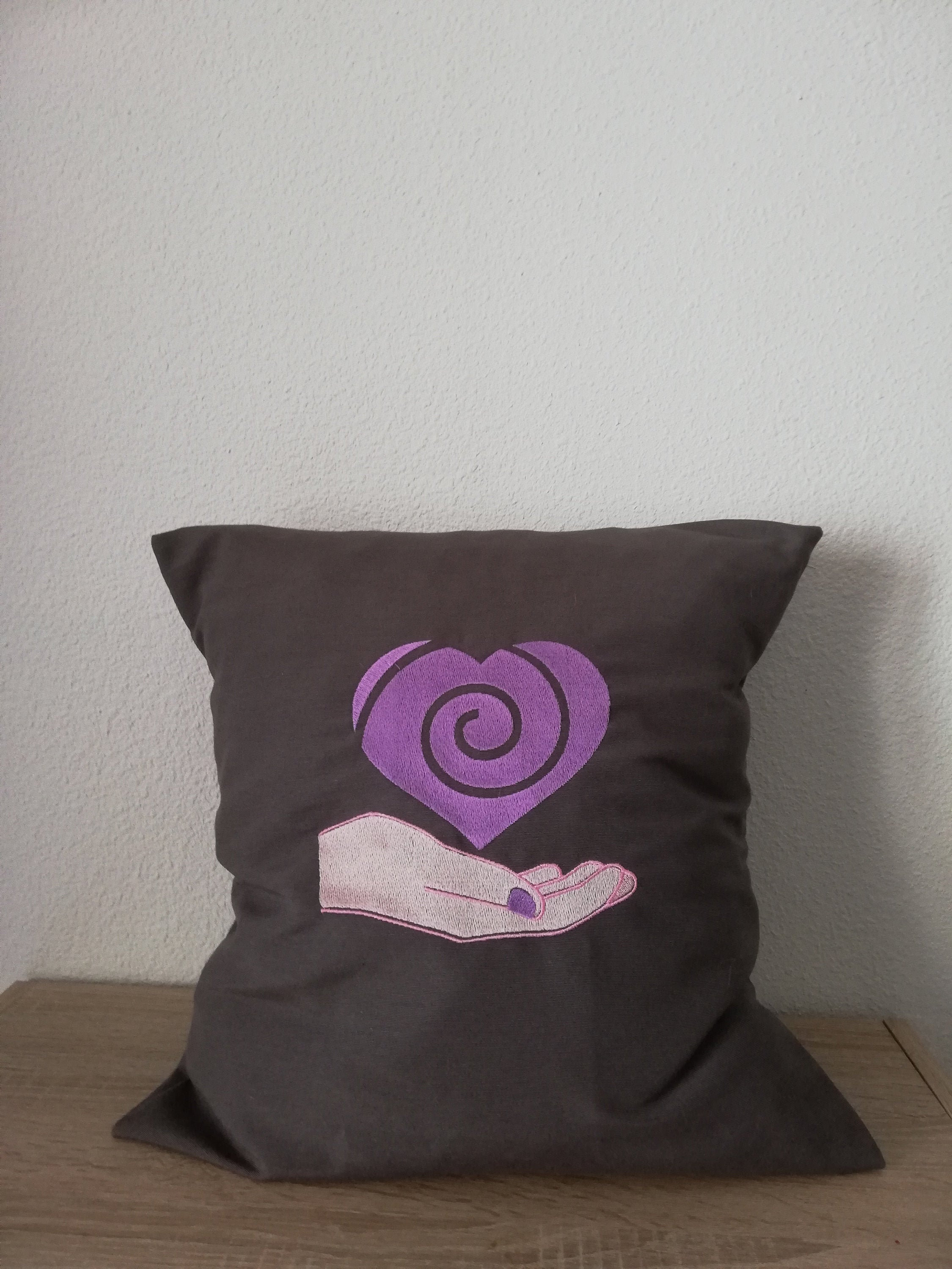 Housse de Coussin Brodée Pour Canapé