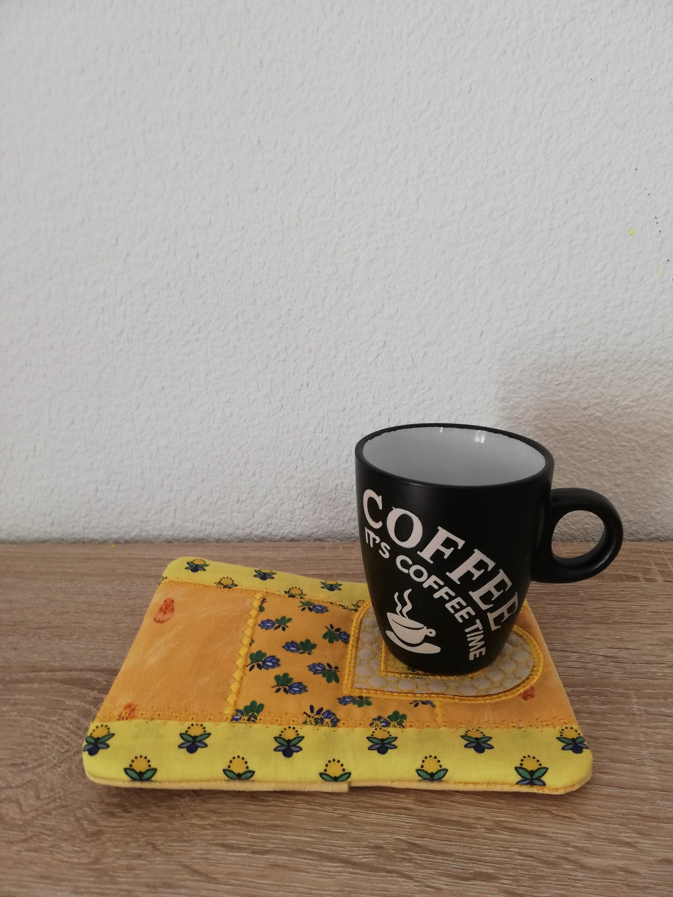 Mug Rug, Tapis de Tasse Jaune