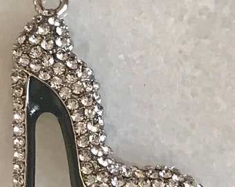 1 Gorgeous mostly silver clear rhinestones high heeled stiletto shoe charm - pendant - silver tone