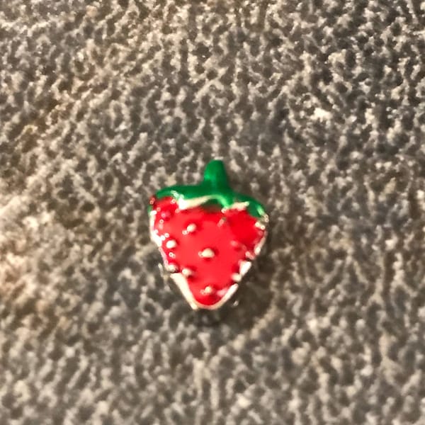 Strawberry fruit memory locket charm - red enamel - silver tone - fits all memory lockets