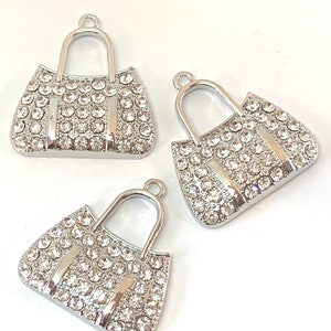 3 dijes para bolsos de mujer, en su mayoría de diamantes de imitación, dijes para monedero, detalles plateados, acabado plateado
