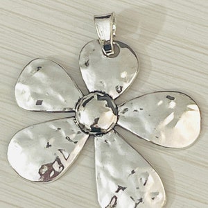 1 extra large silver flower pendant daisy antique style hammered design image 1