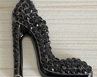 1 Gorgeous black mostly rhinestones high heeled stiletto shoe charm - pendant - gunmetal setting