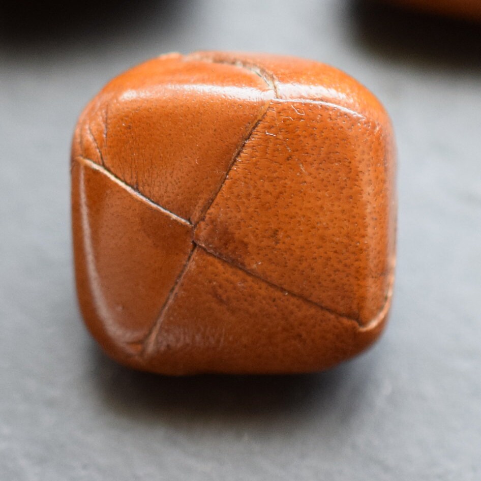 3 Leather Buttons 20 Mm X 20 Mm Light Brown Vintage Etsy UK