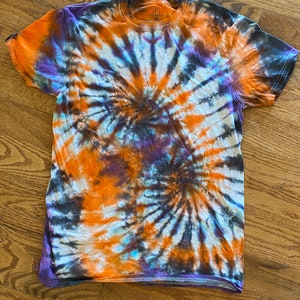 Double Swirl Tie Dye Shirt
