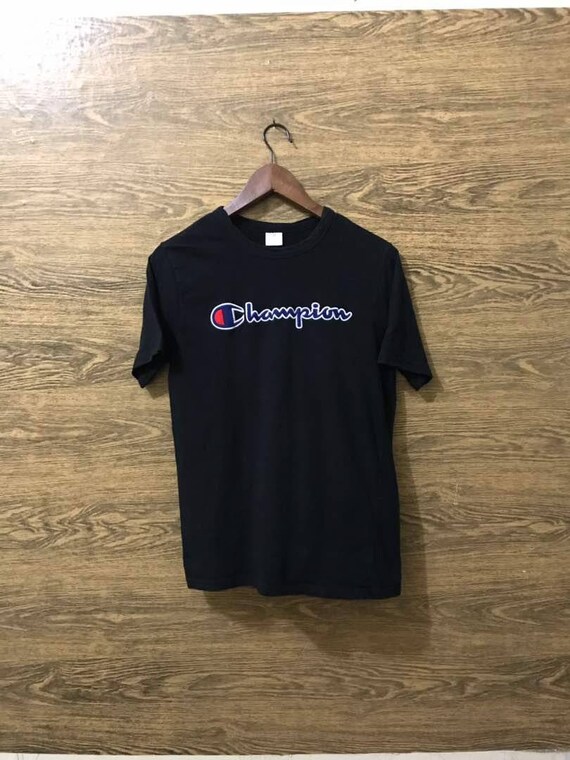 Sale Vintage Champion tshirt/big Print 