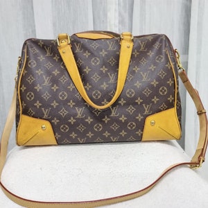 Chanel 2 store way bag