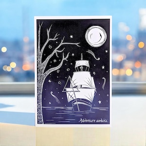 Bon Voyage-kaart: 'Het avontuur wacht' kan een felicitatiekaart, een nieuwe baankaart, een verhuizing, een veilige reis of een nieuw avontuur zijn. Met magisch schip