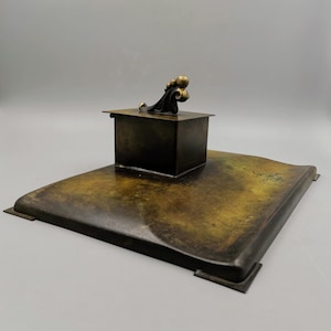 Danish bronze H.F. ILDFAST - Art Deco &#39;Aegte Bronce HF Ildfast&#39; patinered  inkwell  from 1920-1930