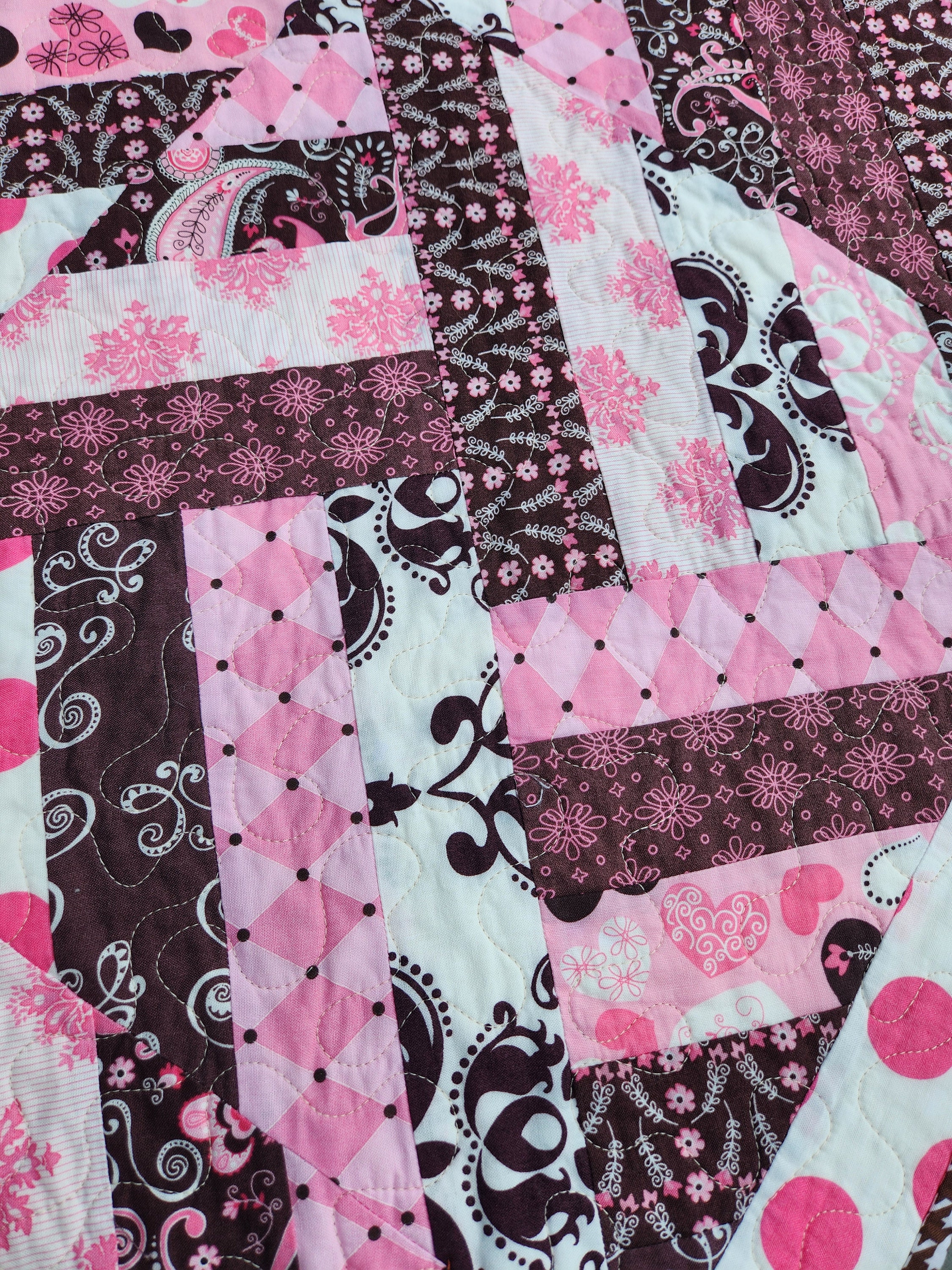 Pink Candy Pattern Print Bed Set Quilt