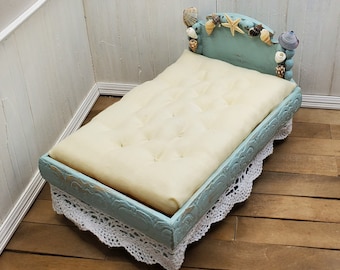 Dollhouse artisan made beach cottage shabby seashell bed and mattress