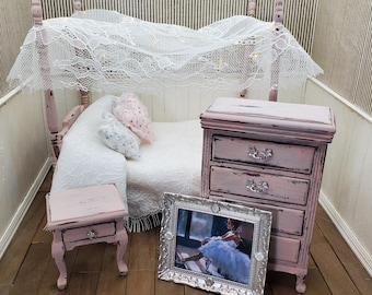 Handmade Dollhouse Ballet Pink Bedroom set, Lace & Lighted Canopy, 1:12 Scale.