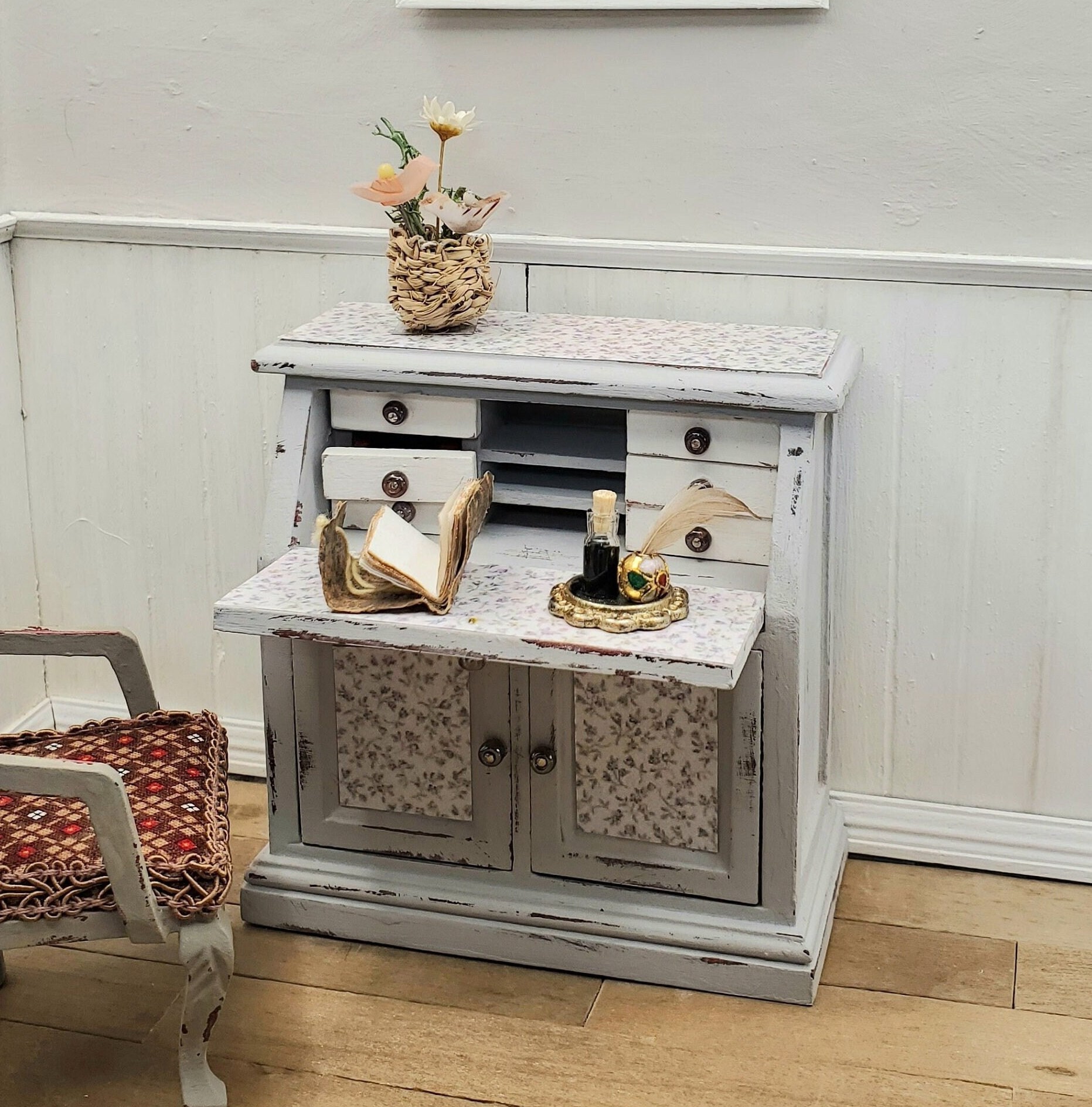 Rustic 2024 chic desk