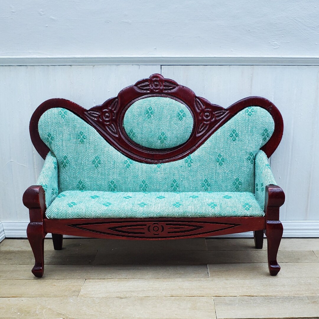 Dollhouse Mahogany Victorian Sofa With Cabriole Legs, DIY Customizable