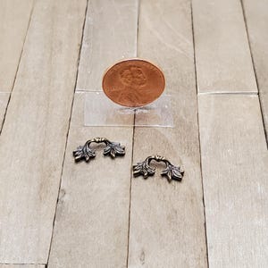Dollhouse metal ornate French pulls. Antique look 1:12 scale European style drawer handles. 2 miniature fancy bronze dresser knobs.