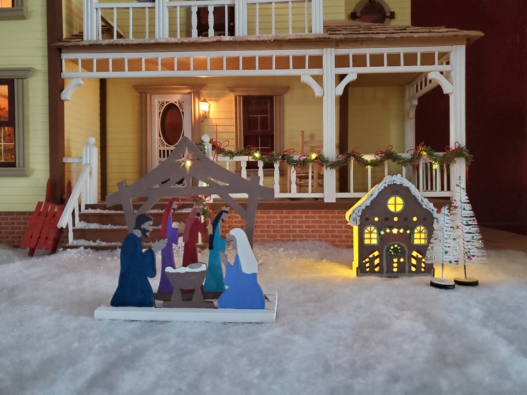 Miniature Dollhouse Yard Lighted Christmas Nativity or House and Trees