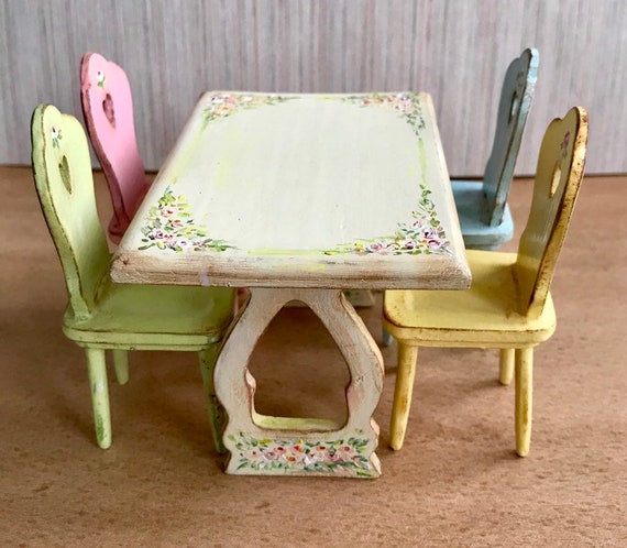 mini chairs for crafts