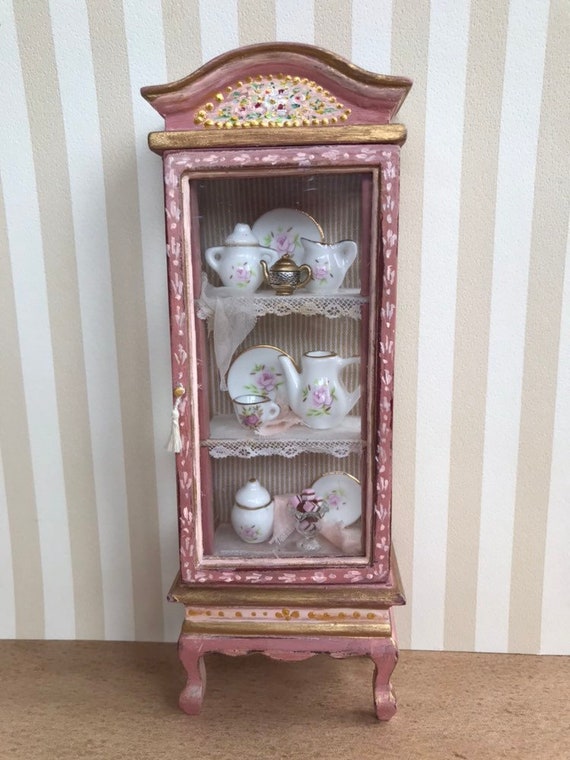 dollhouse display case