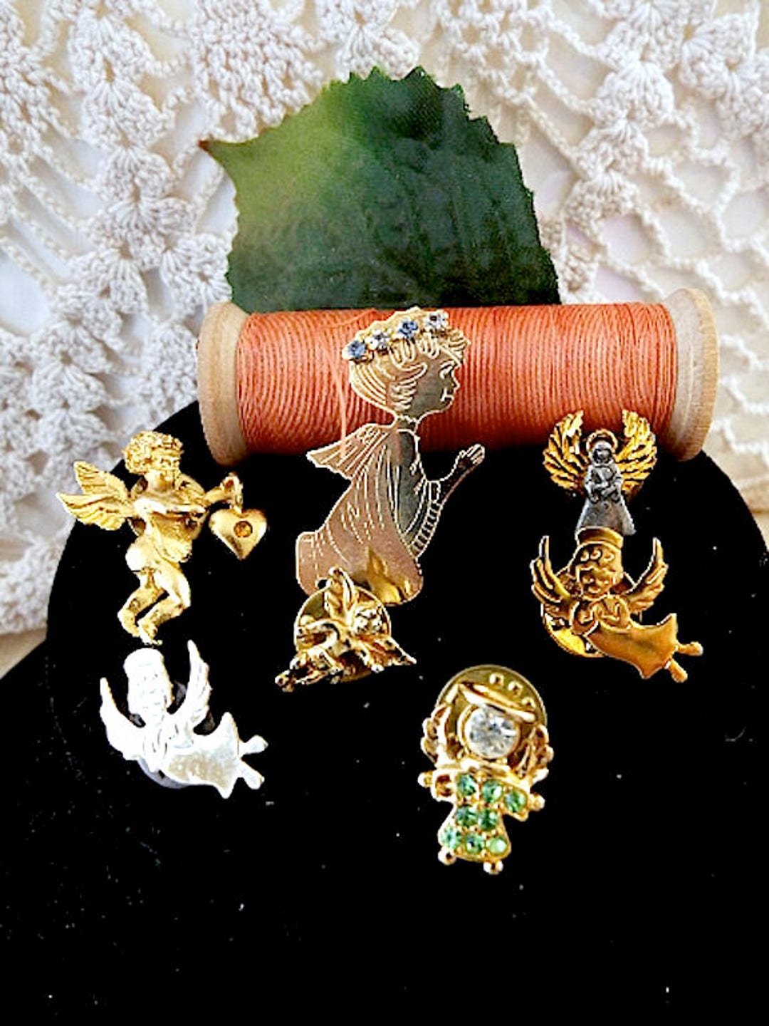 Lot 7 Vintage Angel Pins, 7 Vintage Angel Pins/brooches, Gold Angel