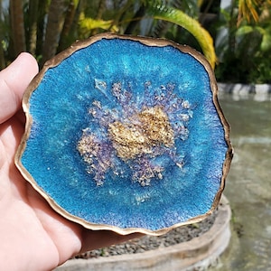 Geode Inspired Resin Coasters,  Shimmery Teal Blue with hints of lavendar with gold accents Geode Coaster, Custom Coaster, Set of 4