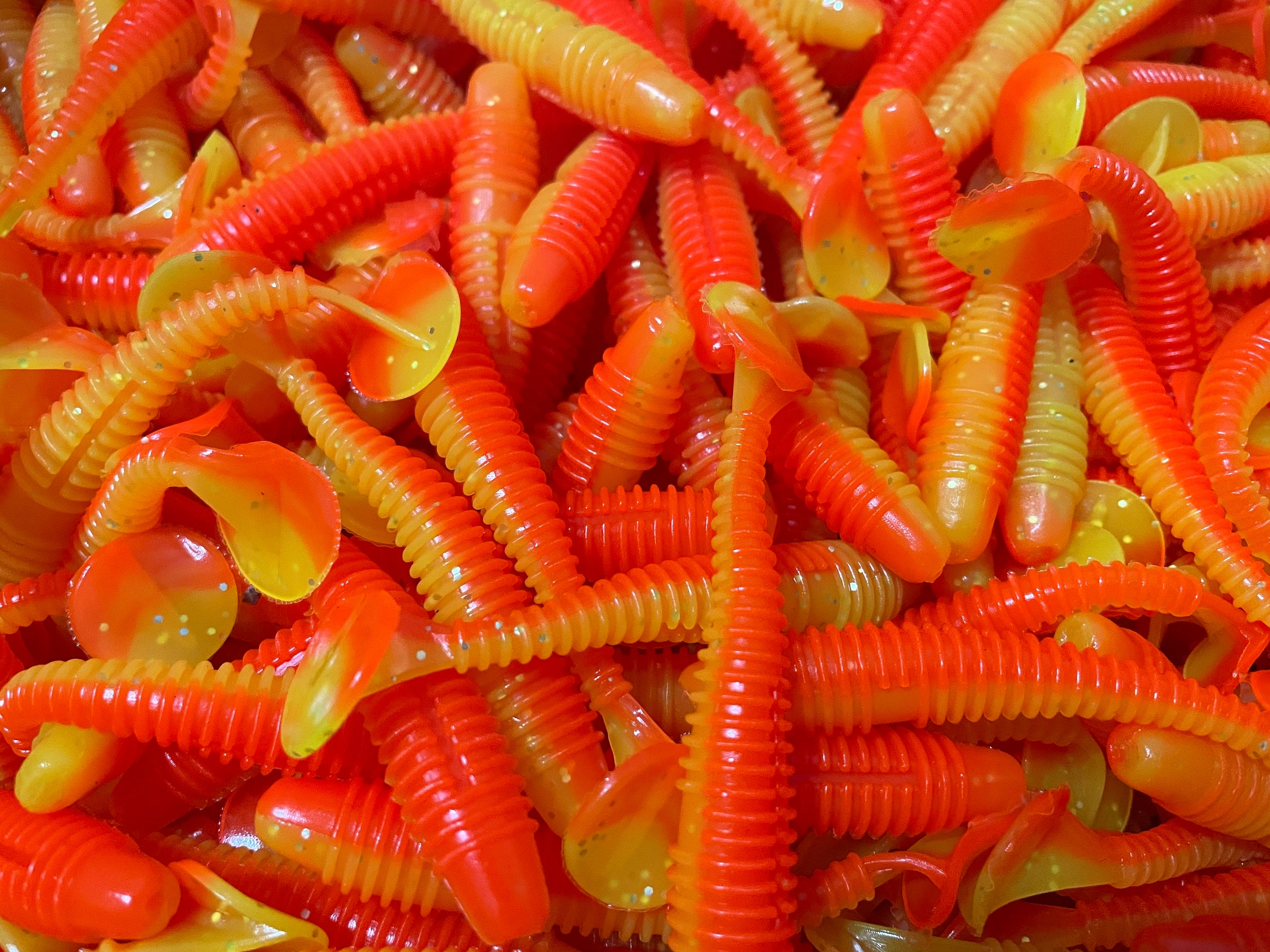 50 Pack 3 Two Tone Orange Ribbed Soft Swim Bait Paddle Tail Lure Minnow  Bass Fishing Jig Rig 