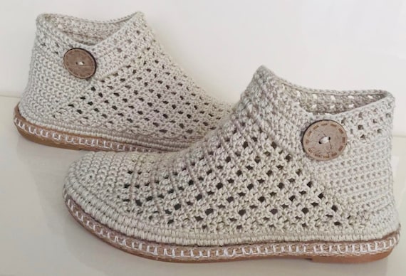 Chalas a online crochet