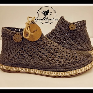 Summer Booties - Handcrafted Crochet Shoes. Booties Hand knitted & Hand stiched. @goosemountaincrafts