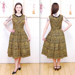 1950&#39;s/60&#39;s Black and Gold Fit and Flare Summer Garden Party Dress / Rockabilly / Pin-up / Rare Collectable Retro